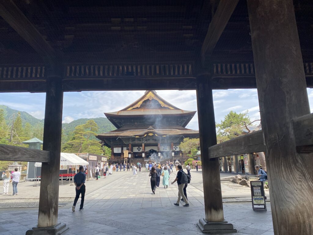 善光寺 本堂