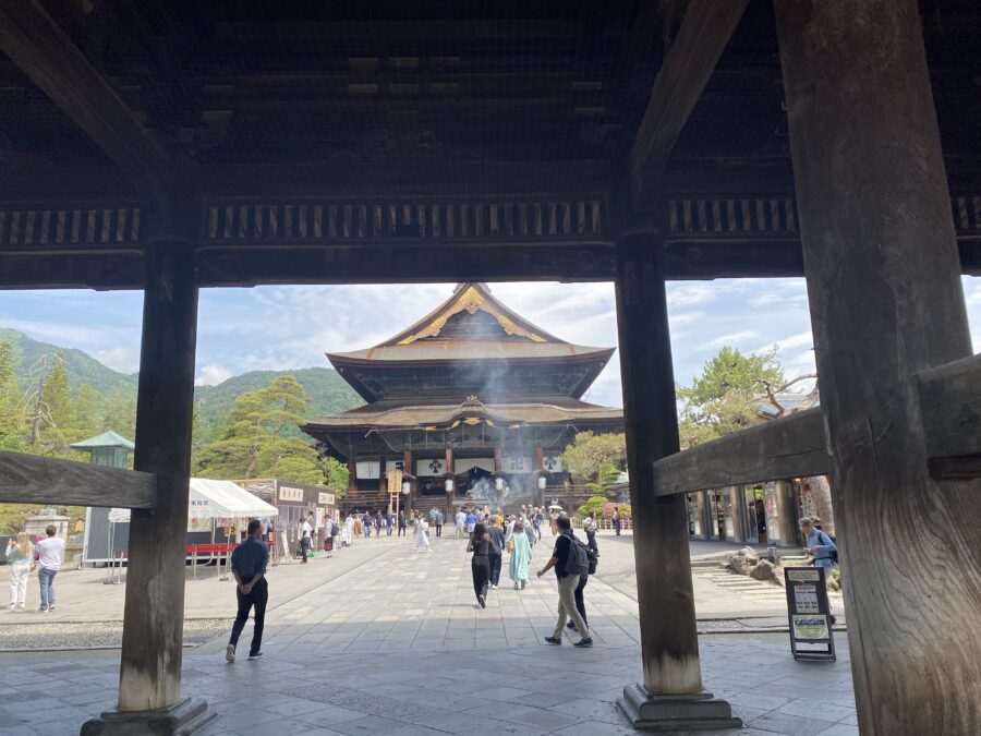 善光寺 本堂